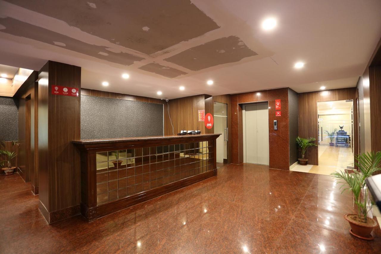 Hotel Railview Bhubaneswar Exteriör bild