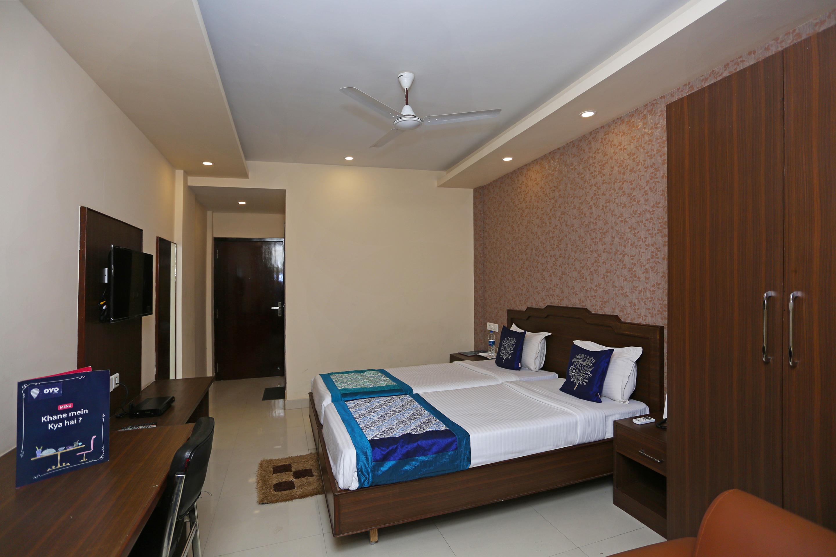 Hotel Railview Bhubaneswar Exteriör bild
