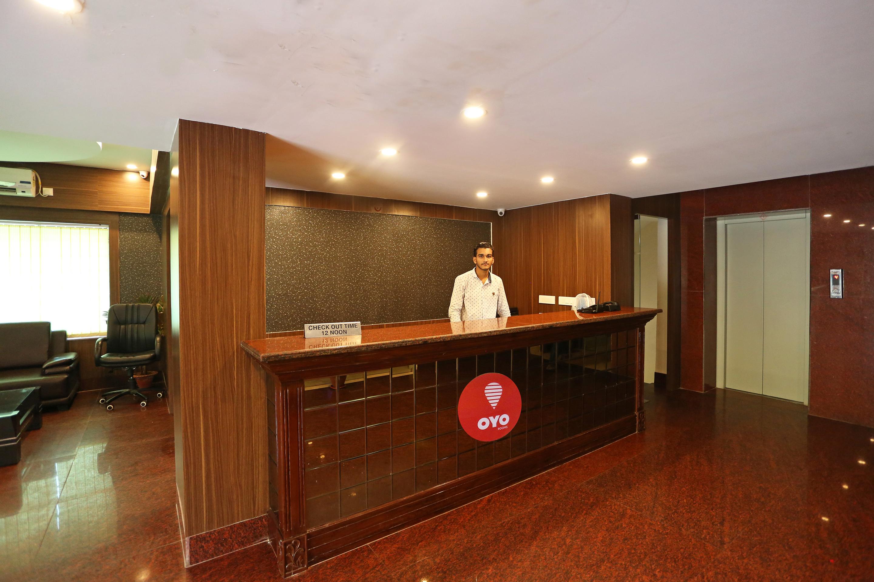 Hotel Railview Bhubaneswar Exteriör bild