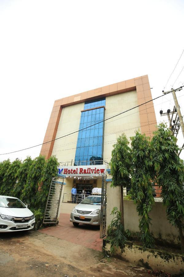 Hotel Railview Bhubaneswar Exteriör bild
